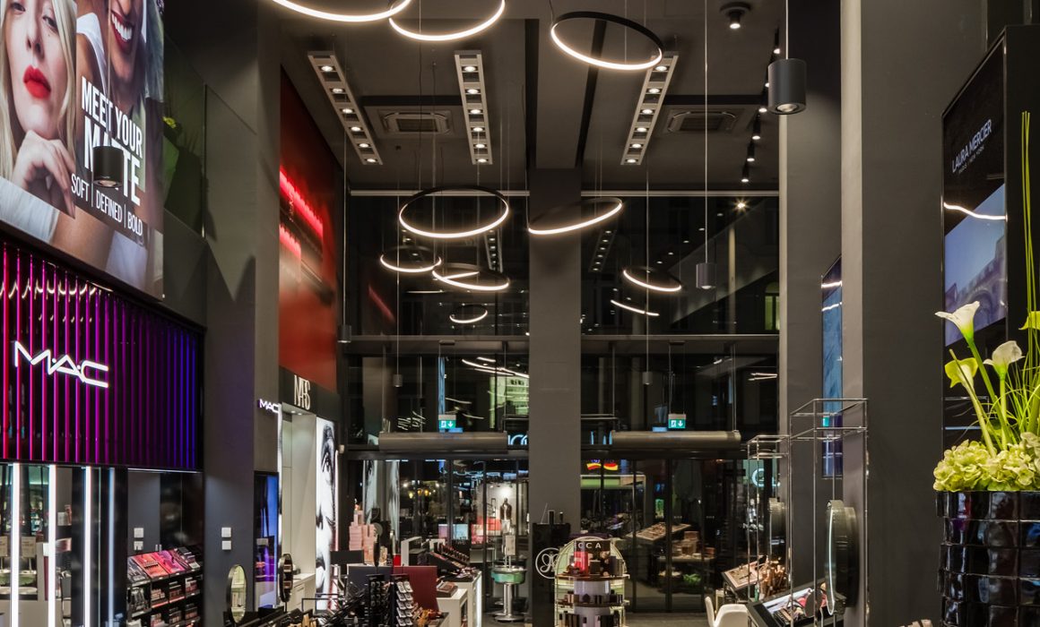 DOUGLAS STORE VIENNA | LTS LICHT & LEUCHTEN | INTERIOR