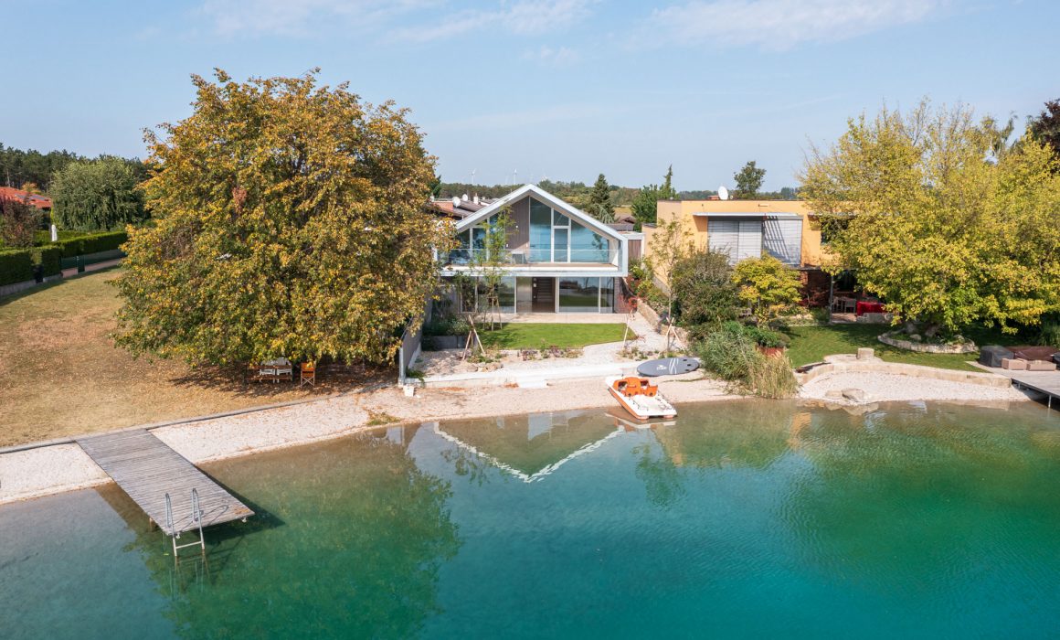 Lakeside | f2p | Architecture